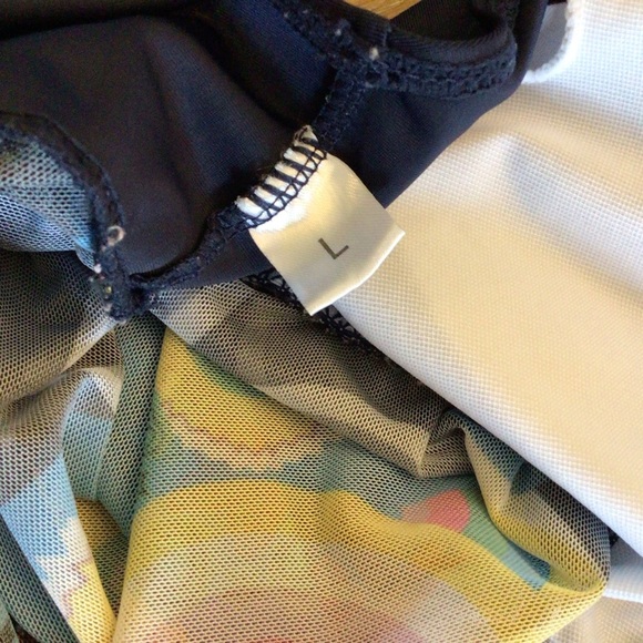 Womens Fashion Mesh Circle Print Tie Front Tankini Swimsuit Top Size Large - Picture 6 of 7